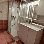 Grand 12 Personnes Proche Du Lioran *