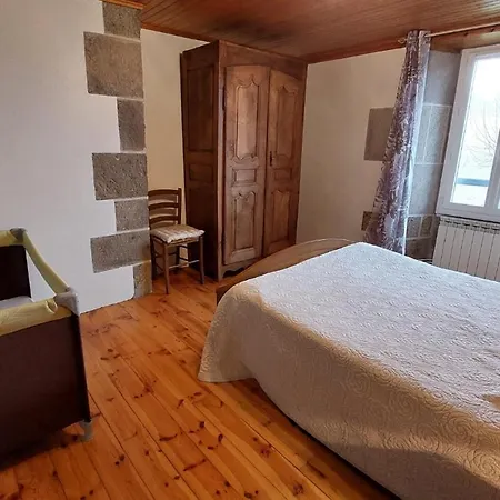 Grand 12 Personnes Proche Du Lioran Ferienhaus *