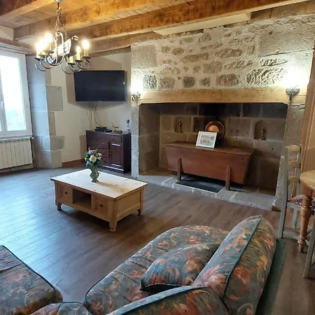 Grand 12 Personnes Proche Du Lioran Ferienhaus *