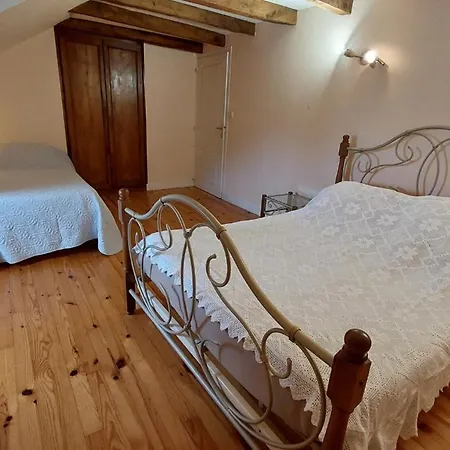 Grand 12 Personnes Proche Du Lioran Ferienhaus Thiézac