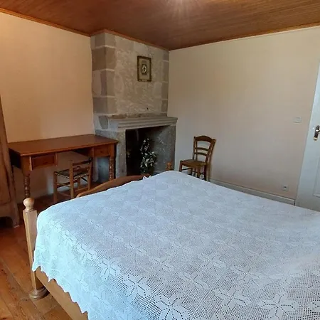 Grand 12 Personnes Proche Du Lioran Feriehus *